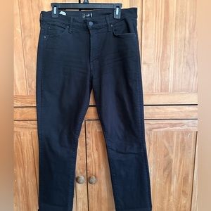 Mother Denim The Rascal Ankle Fray